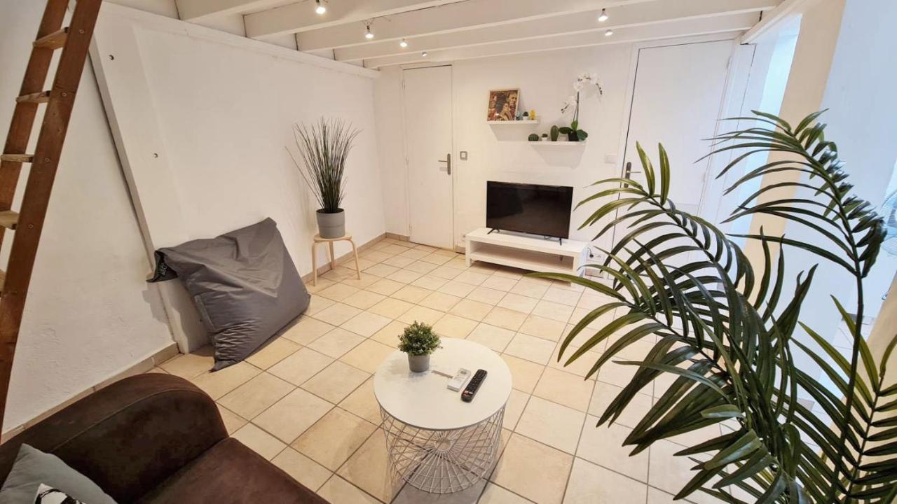 Gregbnb - T2 Climatise Mezzanine - Atypique - Centre Ancien Appartement Toulon Buitenkant foto